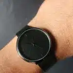 Reloj de Cuarzo Minimalista para Hombre: Un Accesorio Esencial y Auténtico photo review