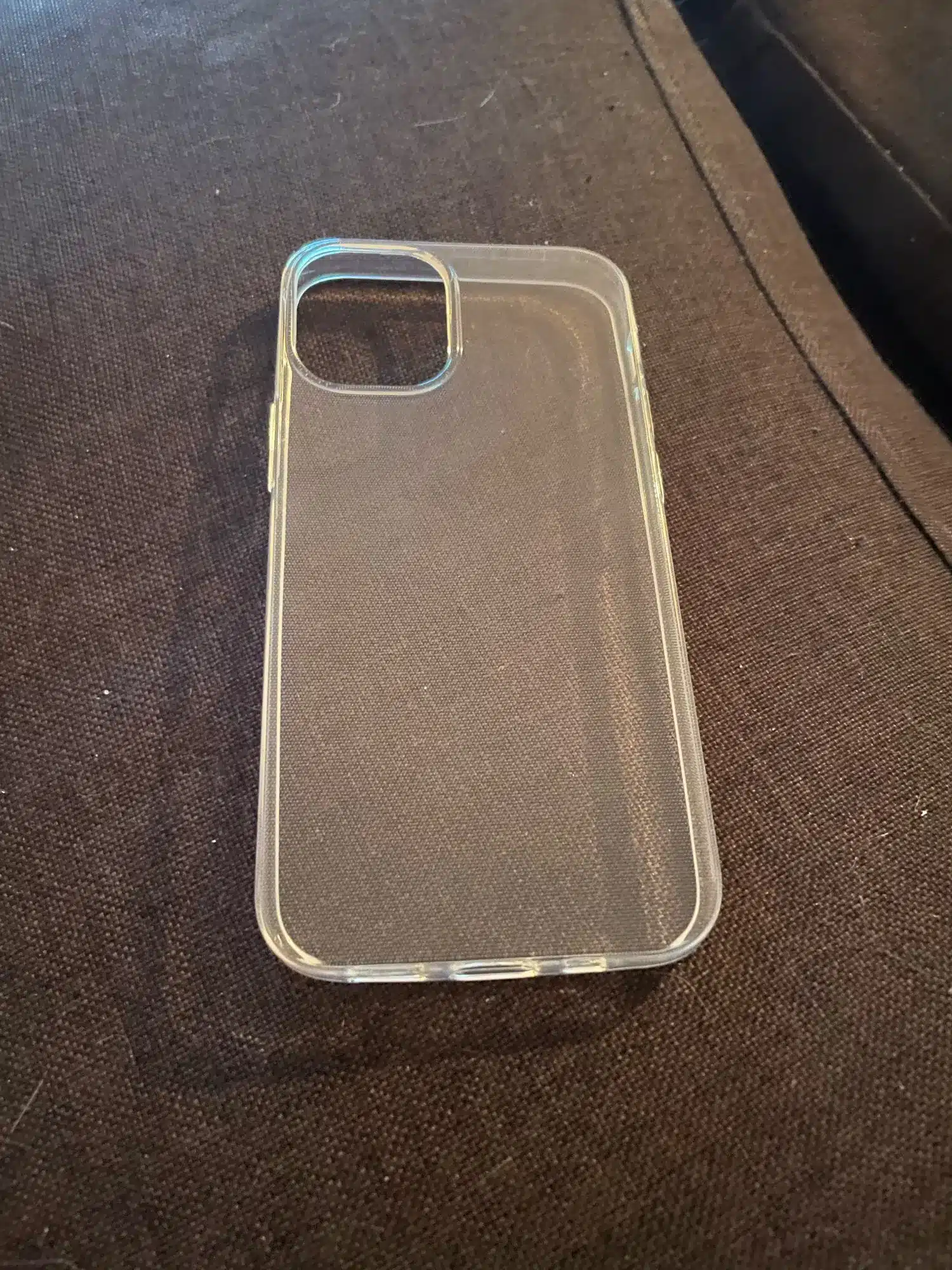 Funda de Silicona Transparente Ultra Resistente para iPhone - Protección Premium photo review